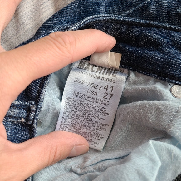 Machine Distressed Jeans - Picture 4 of 9